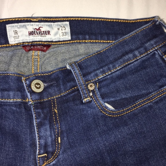 Hollister Skinny Jeans - Picture 3 of 3